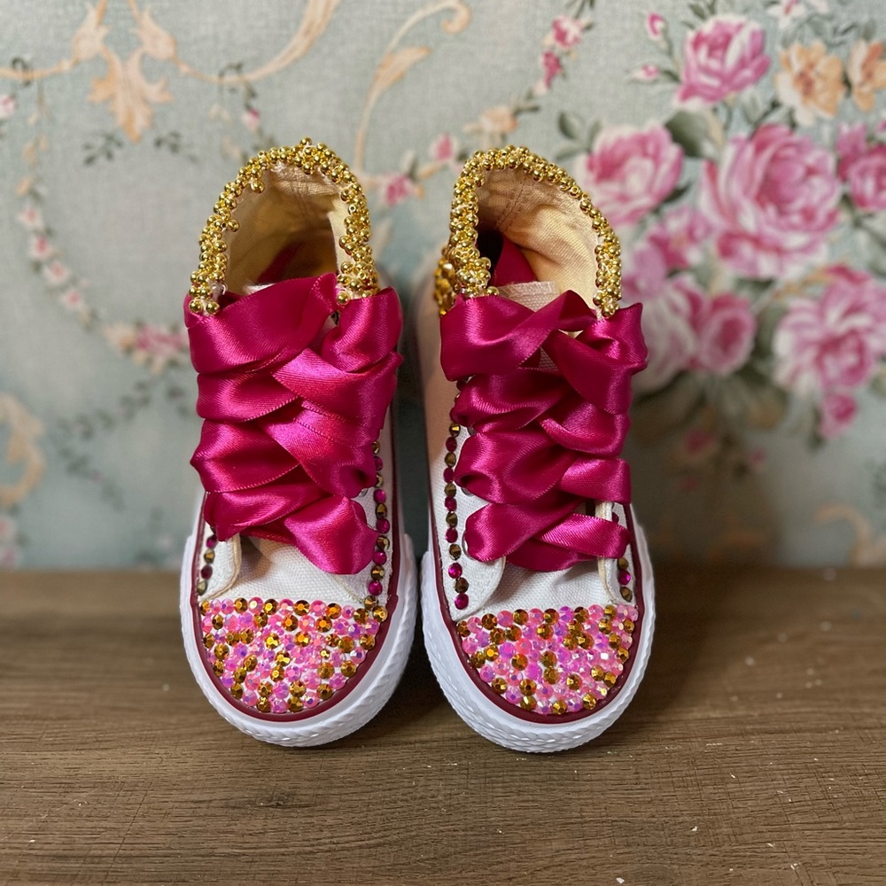 Shoes - Picture 4 of 4